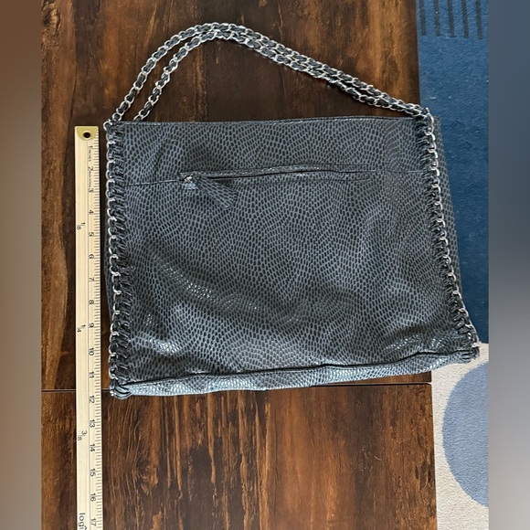 SONDRA ROBERTS 2 Gray Snakeskin Print Bag - Picture 8 of 9